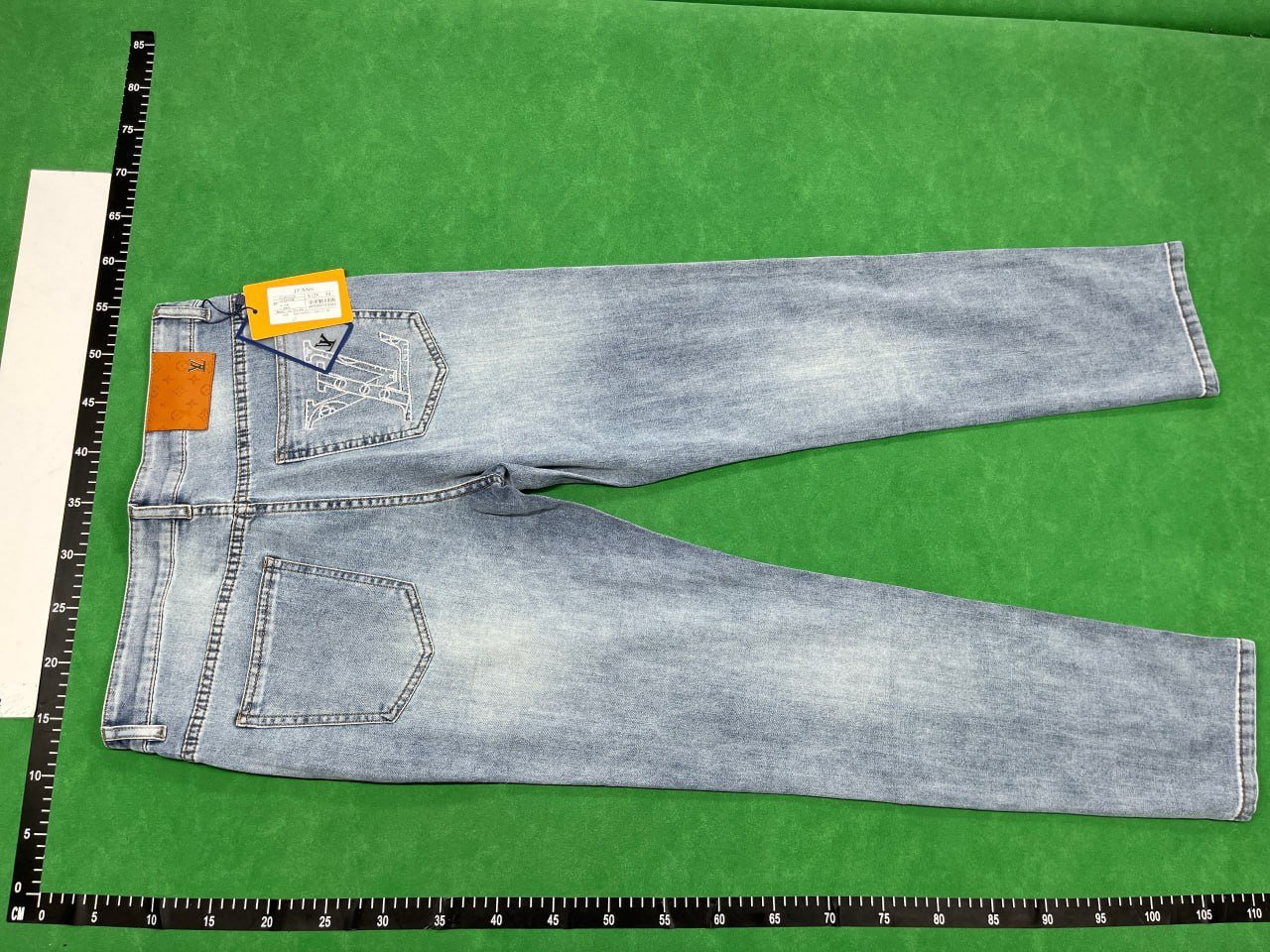 Designer jeans -4