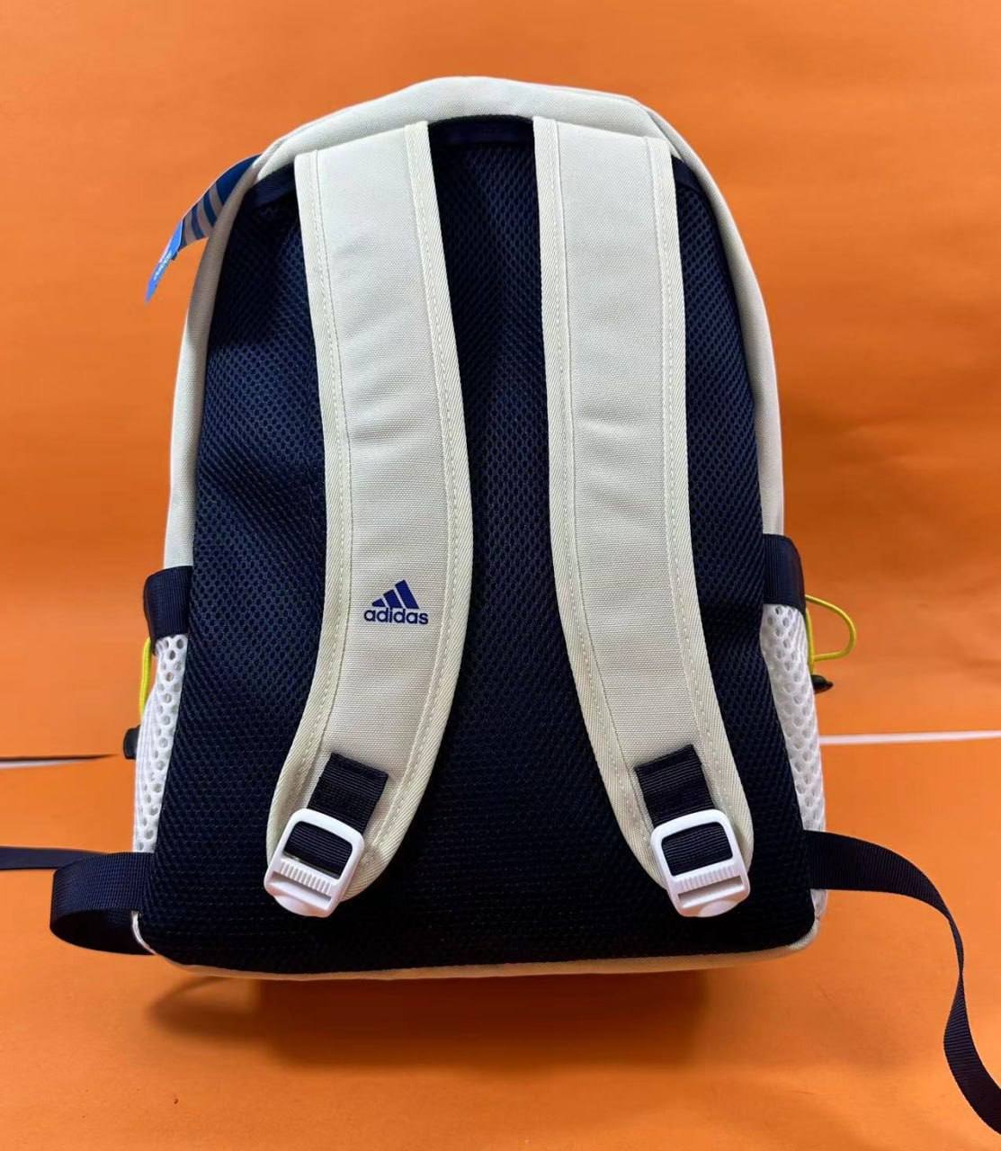  Adidas bag -4