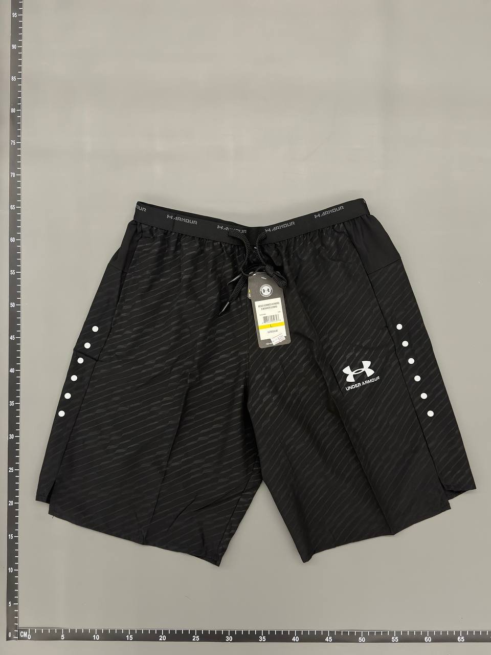 Under Armour shorts  -3