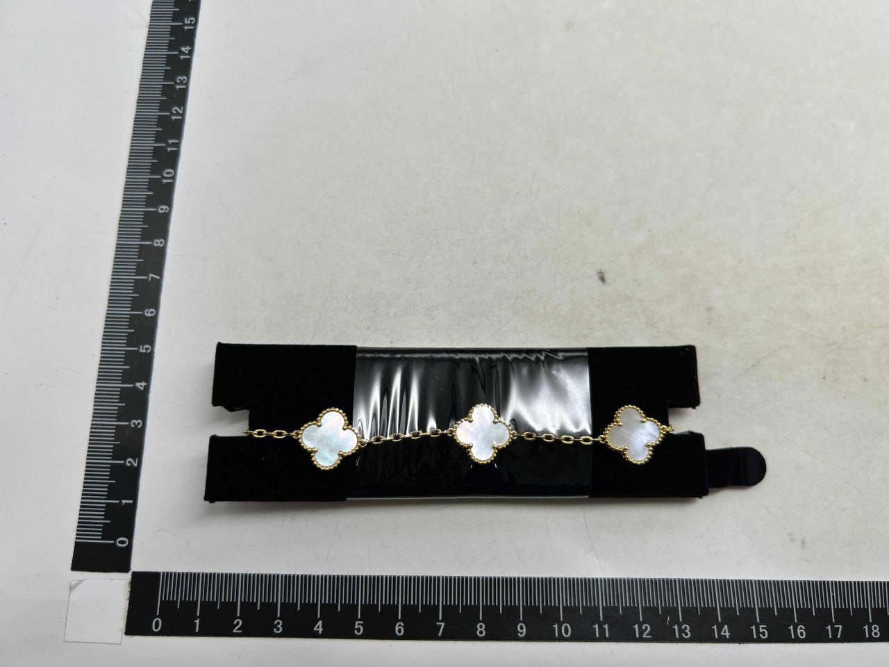 Van Cleef & Arpels bracele -4