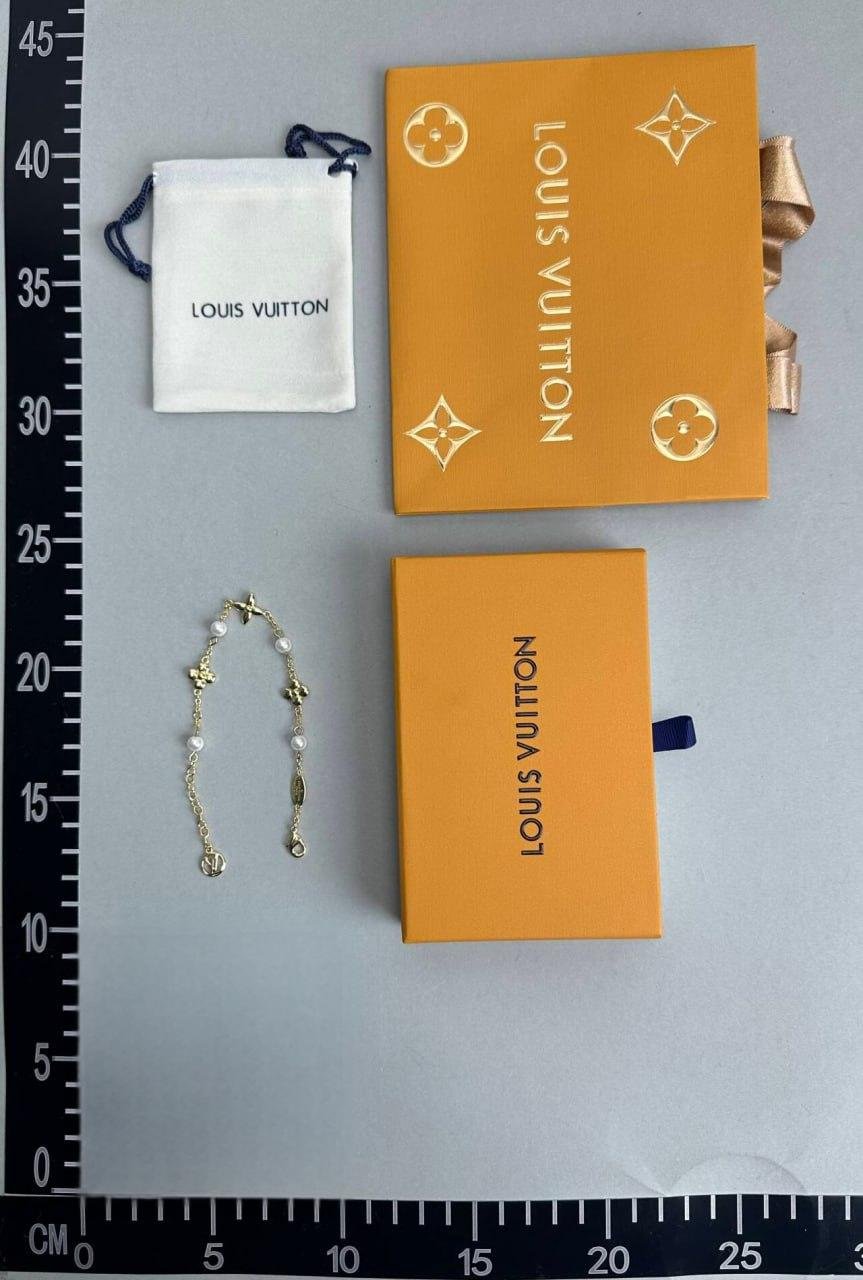 Louis Vuitton Bracelet -4