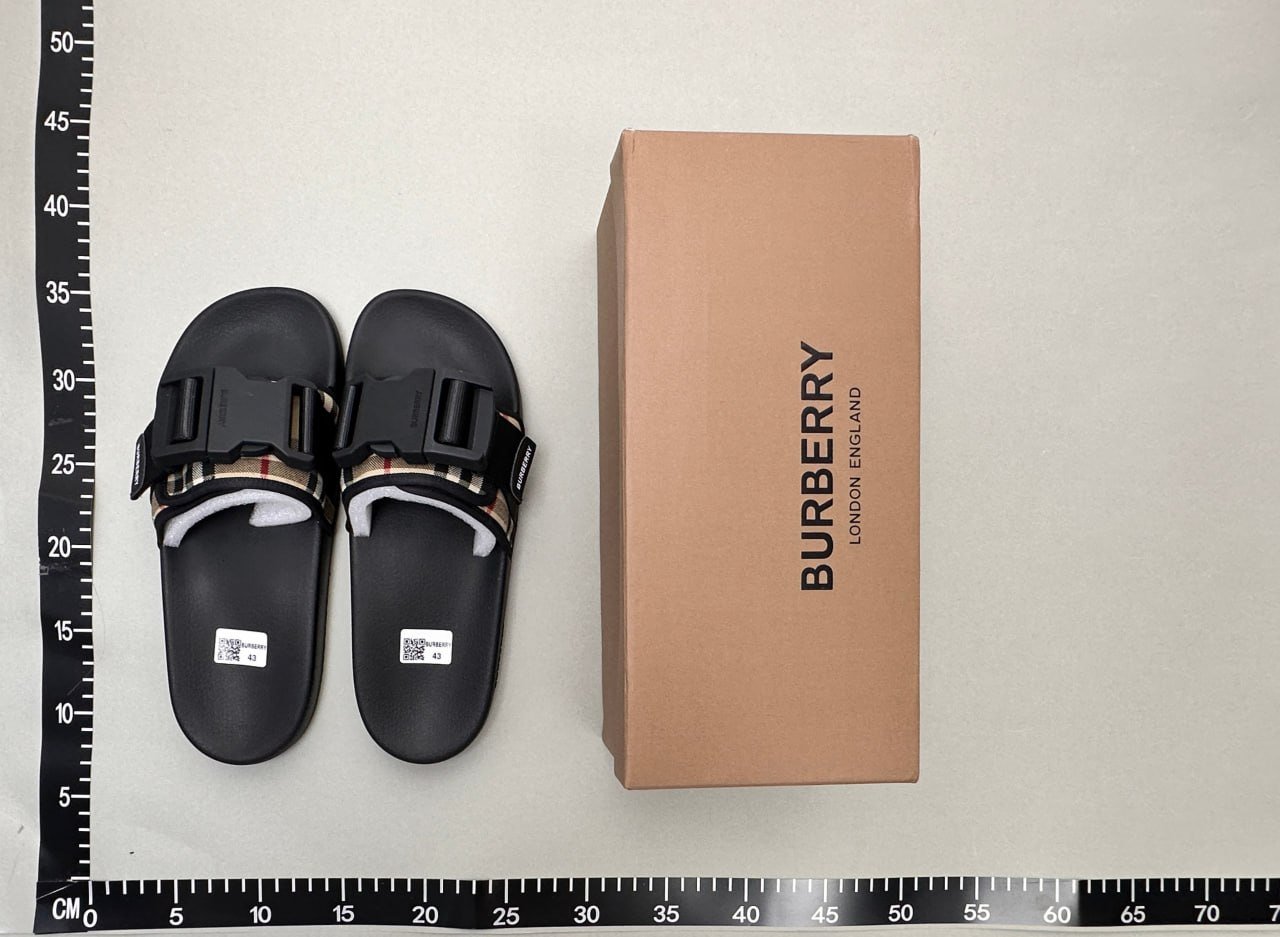 Burberry Slippers -4