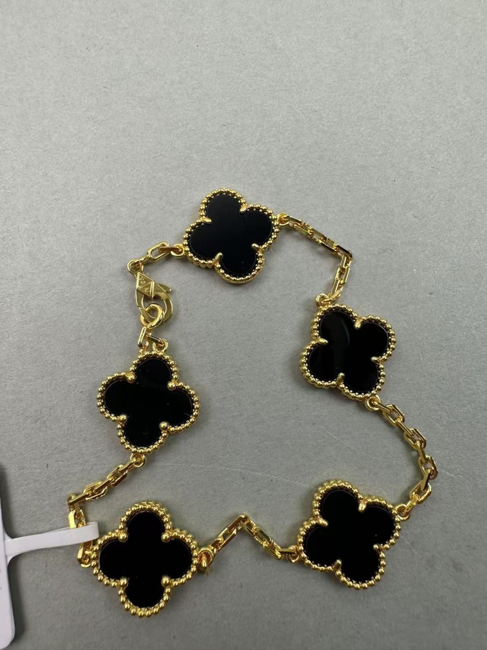 Van Cleef & Arpels Necklaces -3