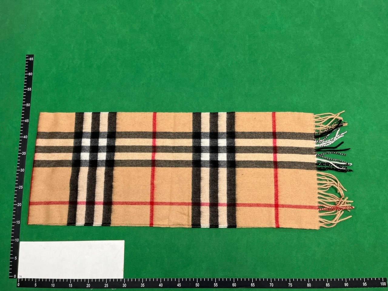 Burberry GUCCI Louis Vuitton scarf&Beanie -4