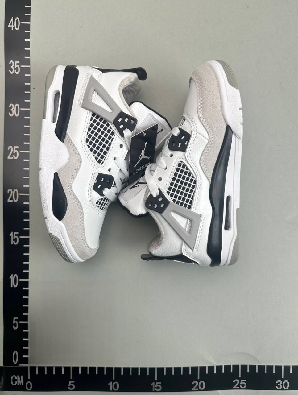 Jordan 4 -2