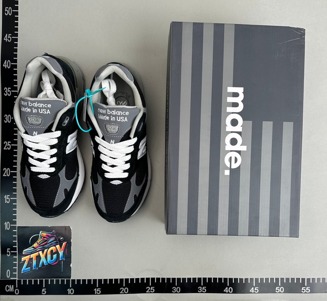 New Balance MR993 -4