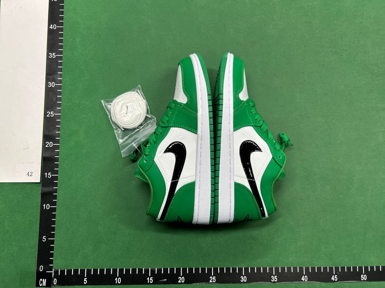 Air Jordan 1 Low OG -3