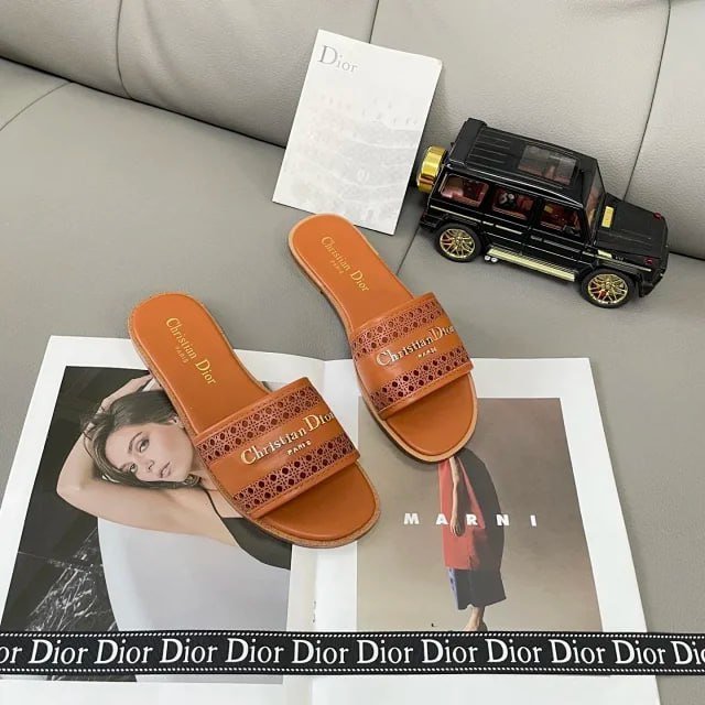 dior slippers -2