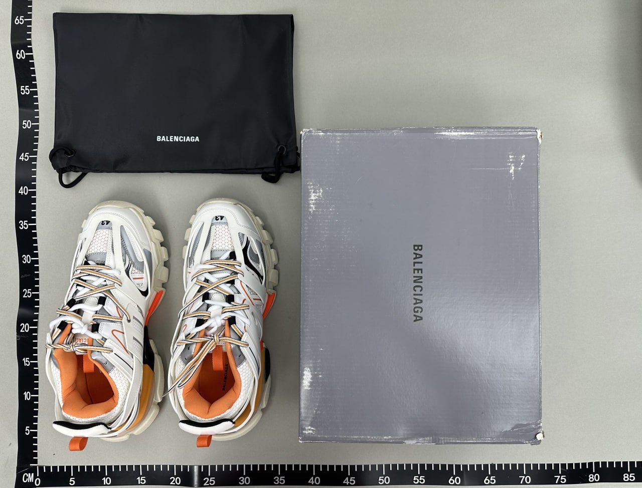 Balenciaga track -4