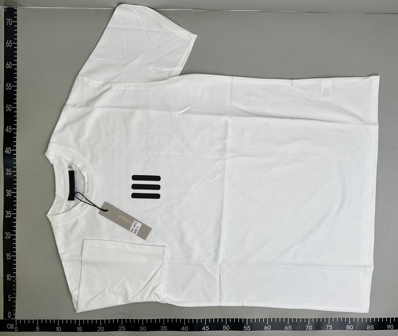 Essentials T-shirt -3