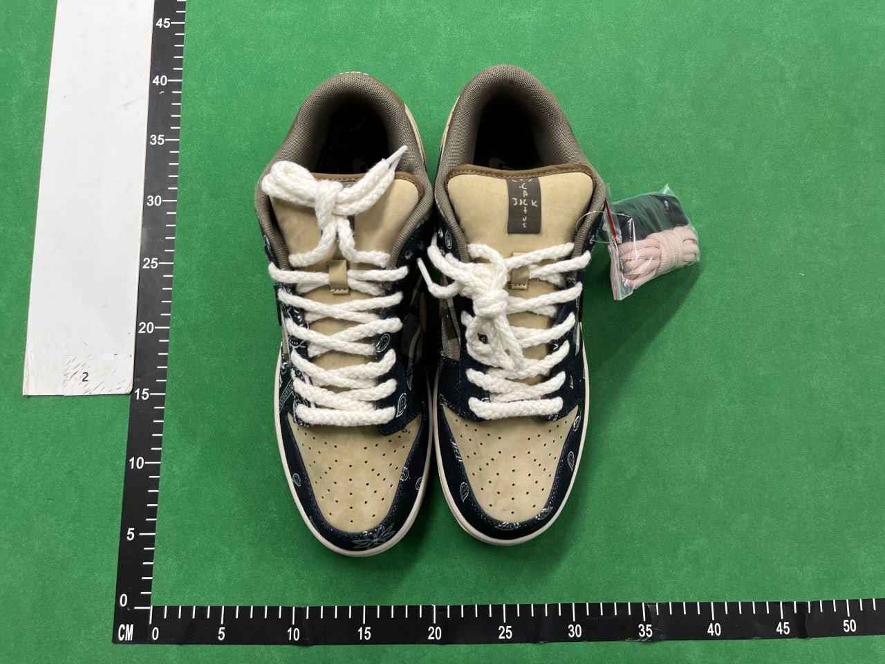NIKE TOP-DUNK -3